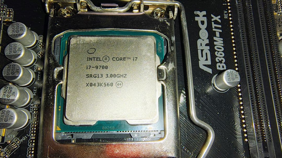 ひ*ん様 S*l様 Core i7-9700 ASRock B360M/ITX