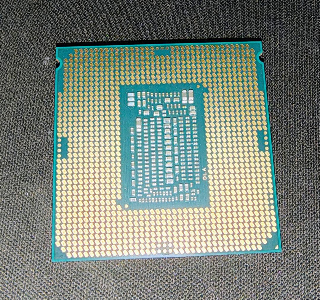 ひ*ん様 S*l様 Core i7-9700 ASRock B360M/ITX