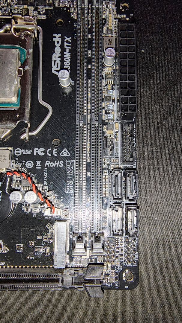 ひ*ん様 S*l様 Core i7-9700 ASRock B360M/ITX