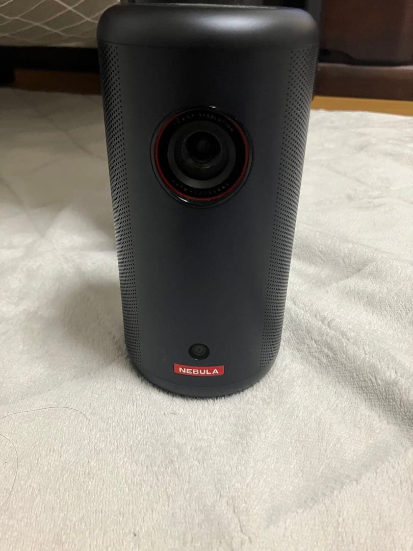 Nebula Capsule 3 ポータブルプロジェクター　ジンバル付