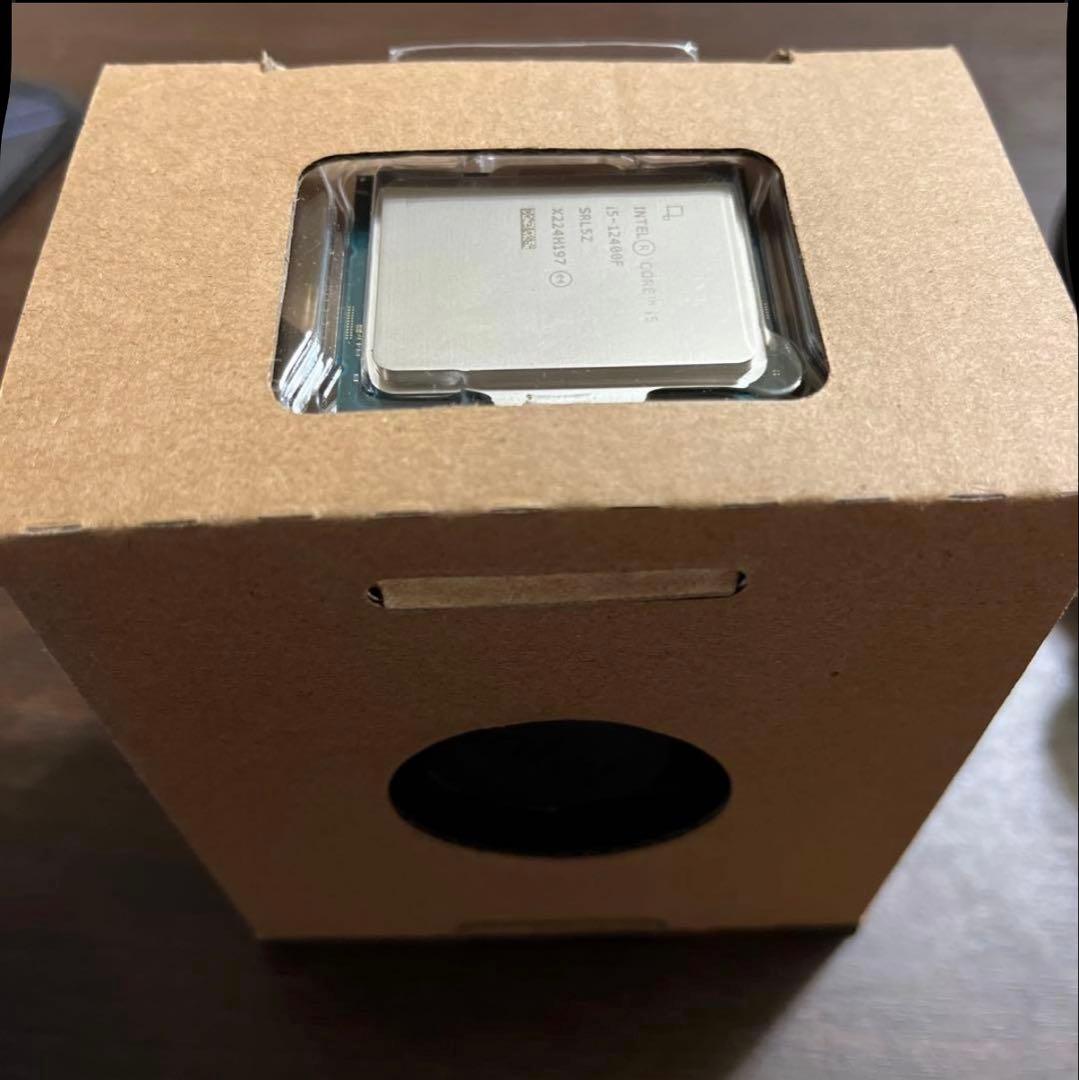 Core i5-12400F インテル Core i5-12400F