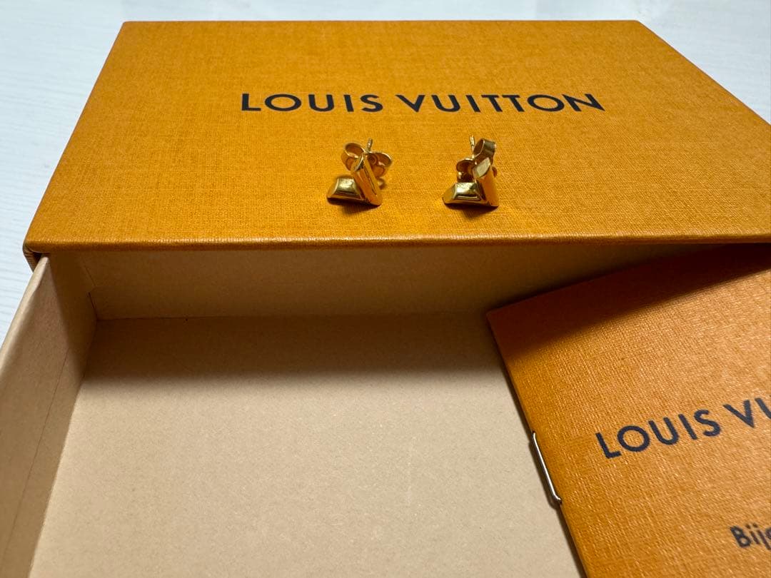 ルイヴィトン　ピアス