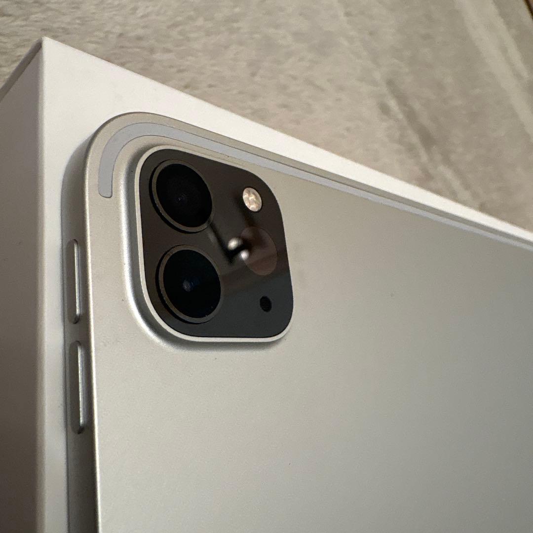 ヨ*王様 【超美品】iPad Pro 12.9 inch M1 128GB 第五