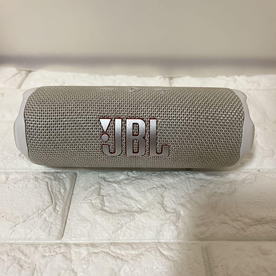JBL FLIP7 ワイヤレススピーカー　グレー　ホワイト