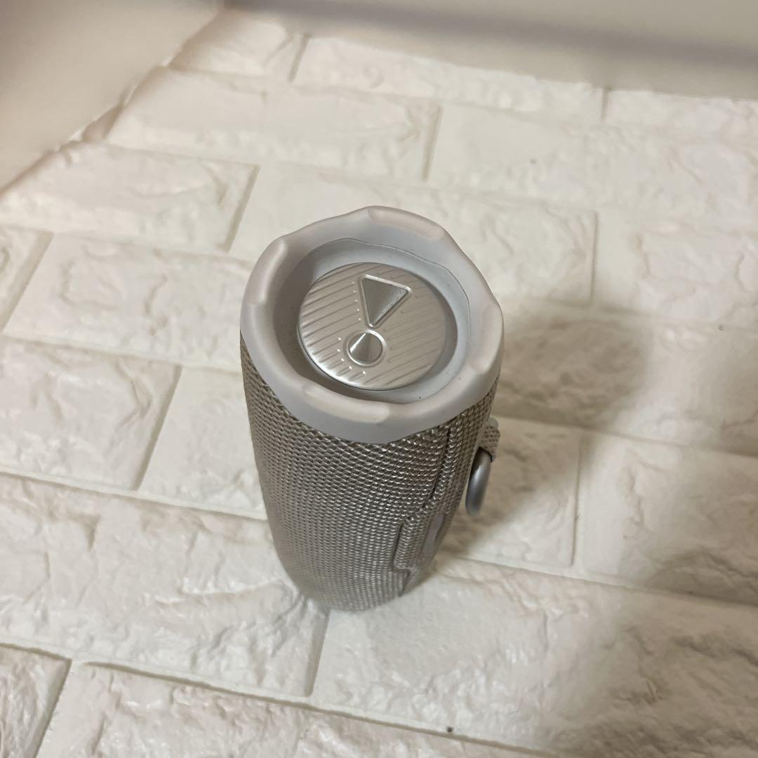 JBL FLIP7 ワイヤレススピーカー　グレー　ホワイト