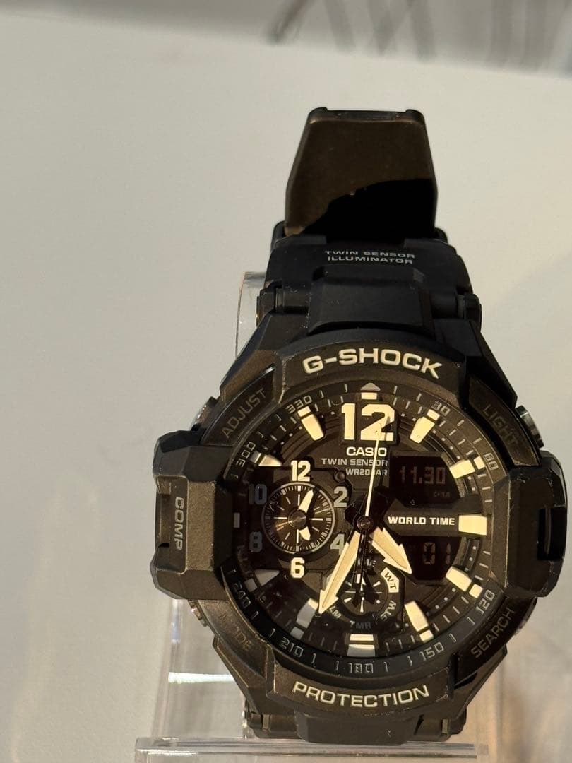 美品　カシオG-ショックGA-1100-1AJF 電池交換済み