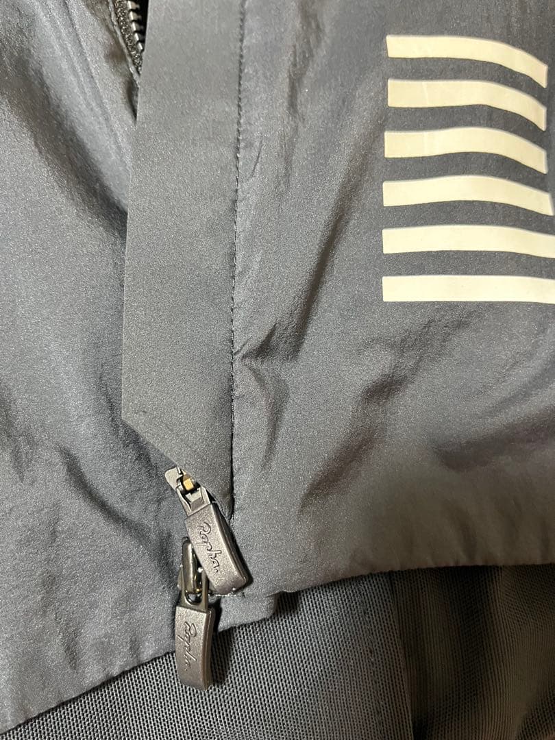 (美品)RaphaラファプロチームインサレーテッドジャケットLブラック