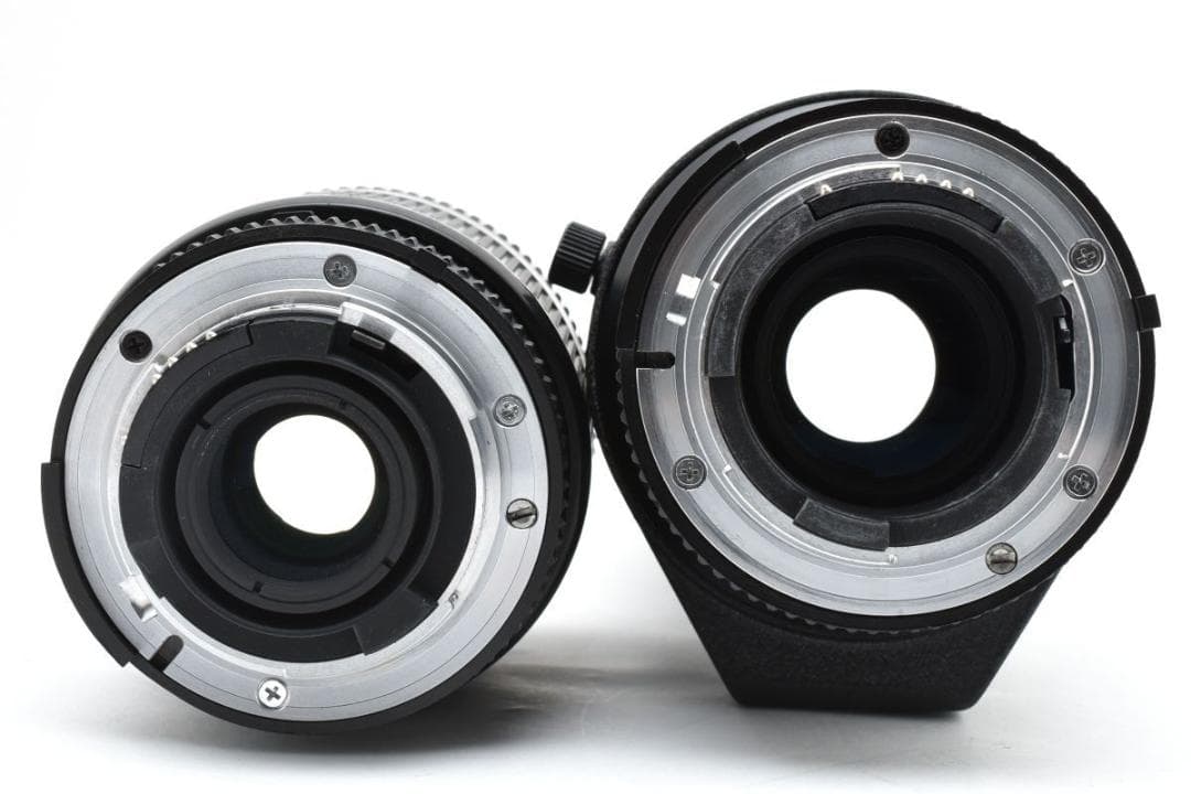 美品　ニコン D7200 ダブルレンズ/SD64GB/専用ガラスフィルム