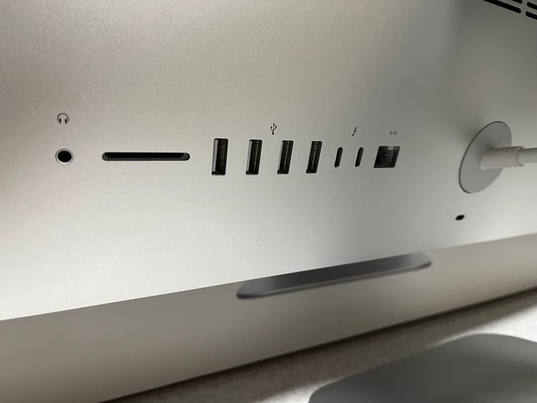 【美品】iMac 21.5インチ 2017 4K MNE02J/A