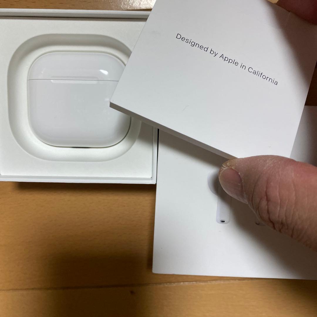 【Applecare付き】AirPods 4 ノイズキャンセリング無し
