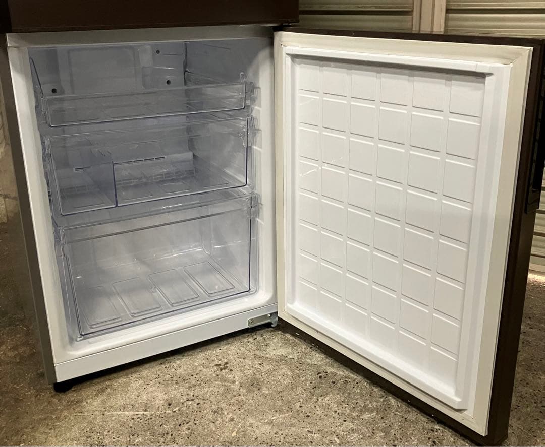 【中古】SHARP 2ドア 冷蔵庫2017年式