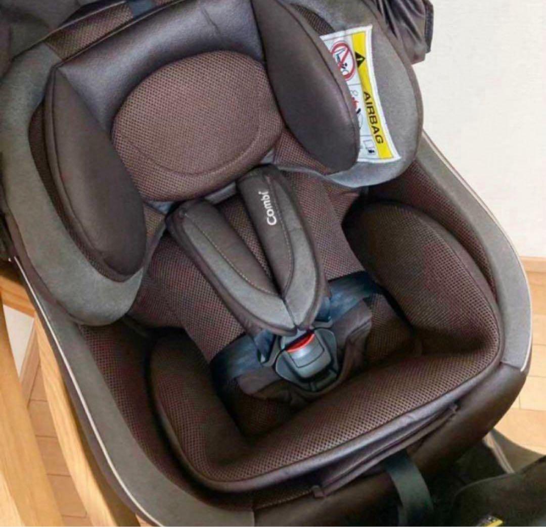✨ほぼ未使用✨コンビ チャイルドシート クルムーヴスマートisofix ブラウン