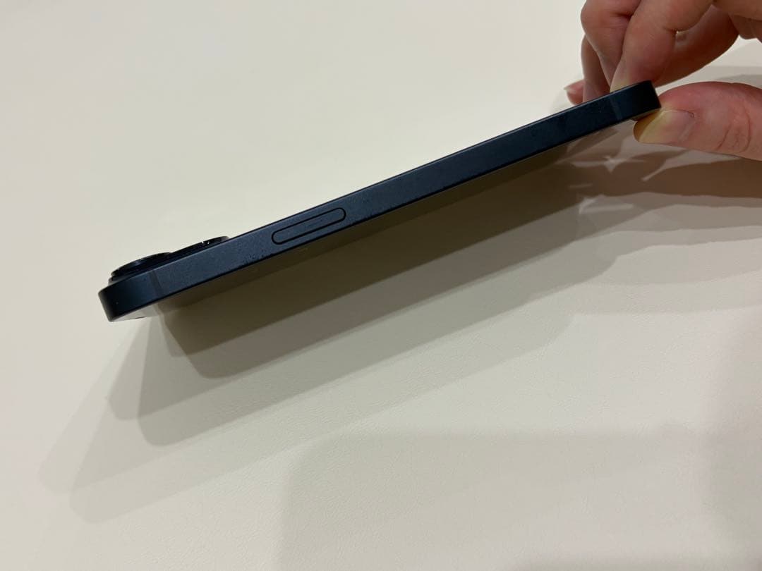 Apple iPhone 14 256GB ブラック 本体 箱付き