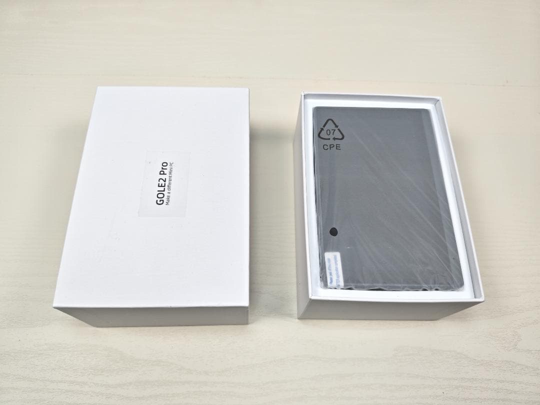 使用短め HigolePC GOLE2 Pro ／モニターバッテリー内蔵ミニPC