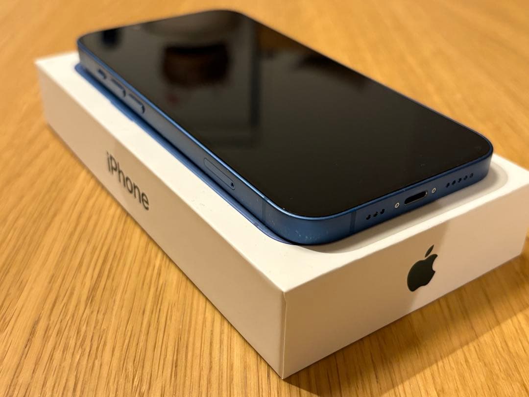 Apple iPhone 13 本体 256GB ブルー