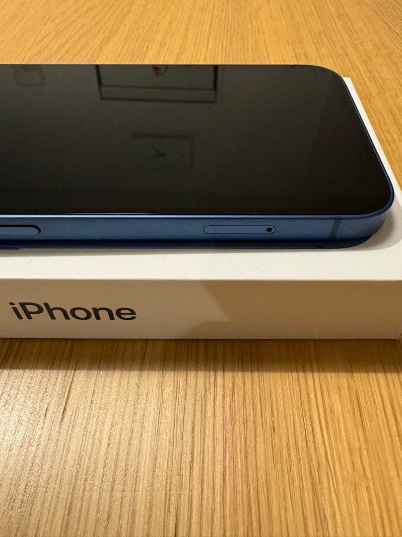 Apple iPhone 13 本体 256GB ブルー