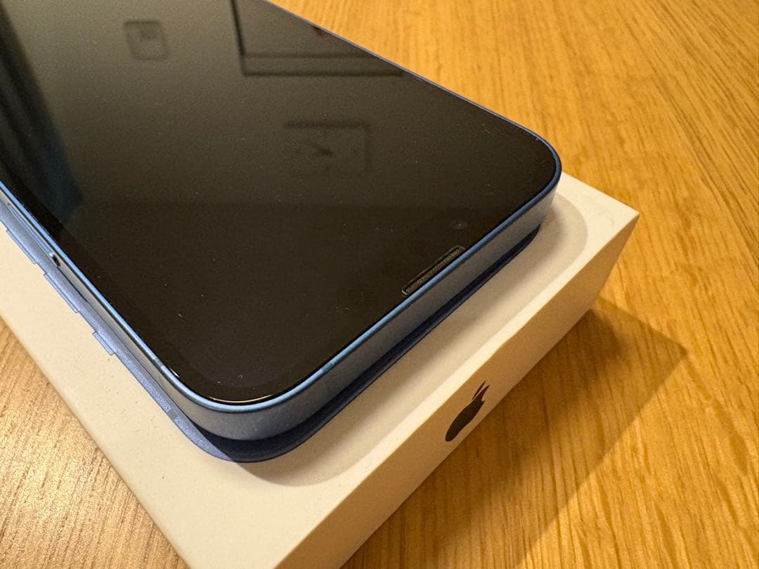 Apple iPhone 13 本体 256GB ブルー