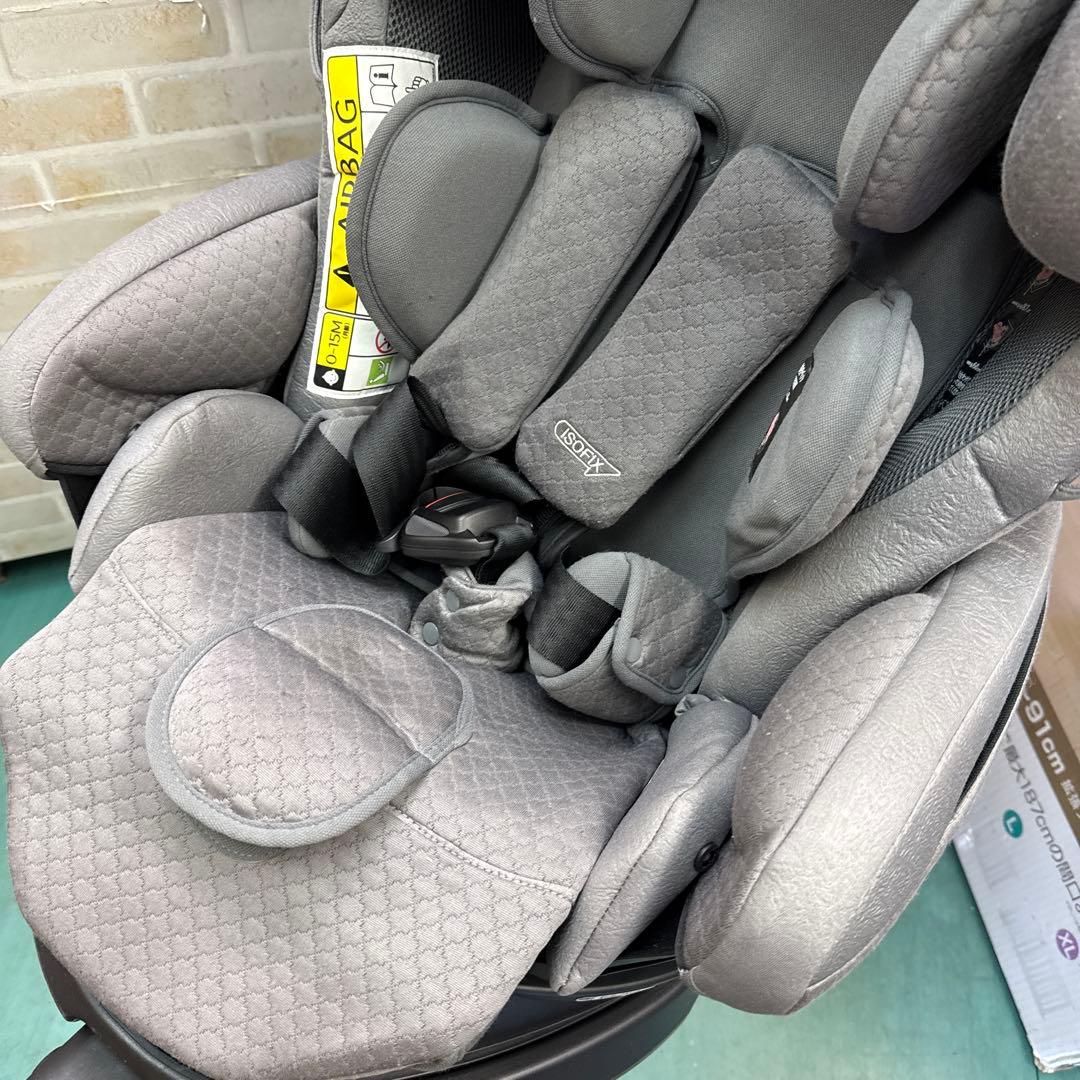 アップリカ　フラディアグロウ isofixプレミアム360°セーフティ　新生児