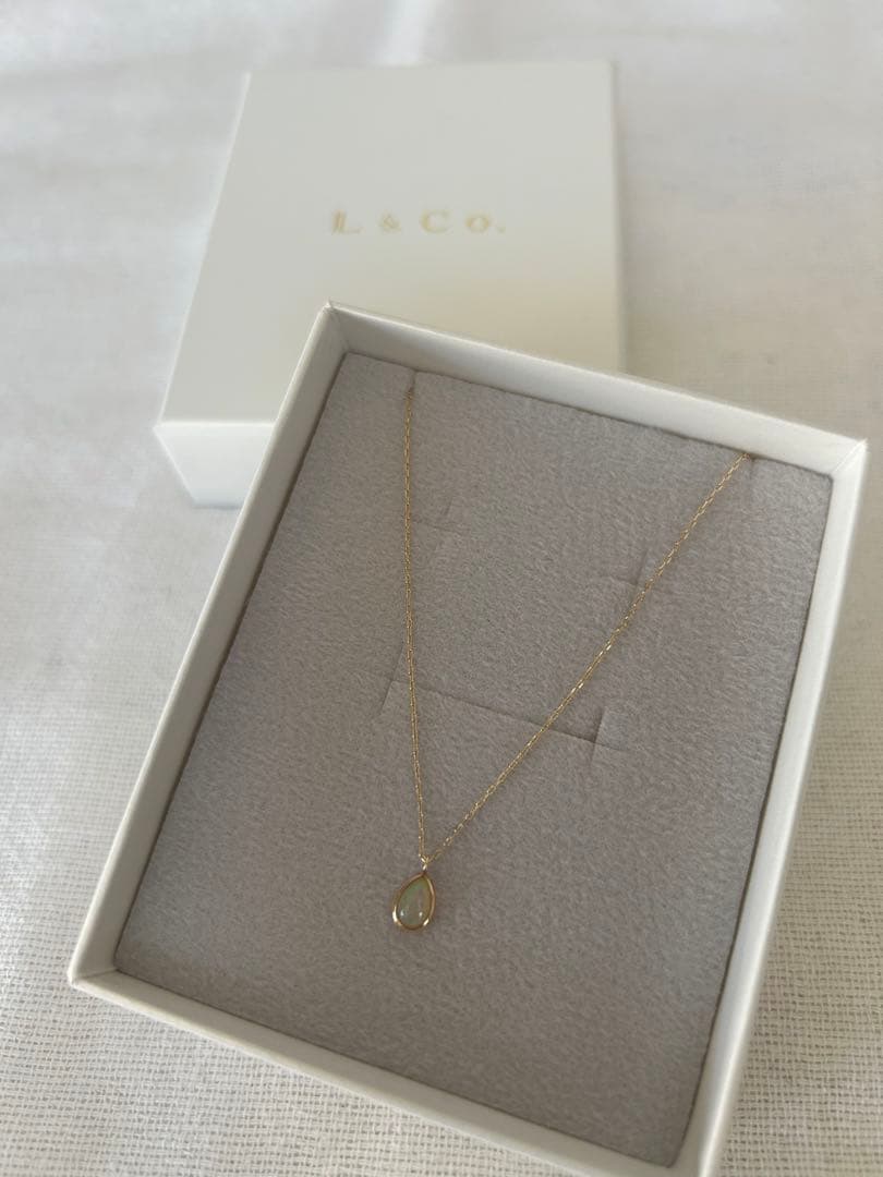 美品！　L&Co. K10 オパール ドロップネックレス　箱・保証書付き
