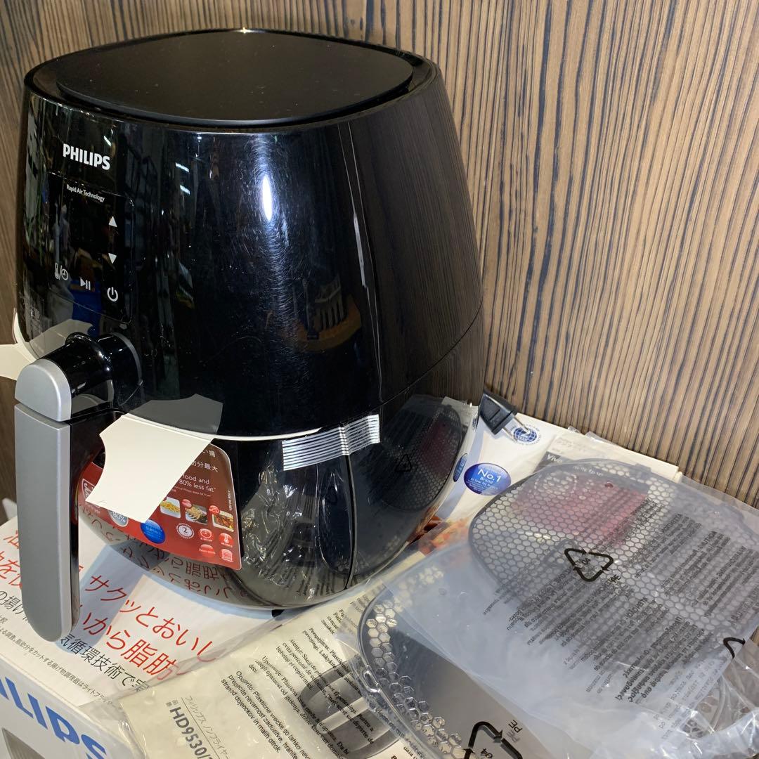恐らく新品　PHILIPS ノンフライヤープラスHD9530/22