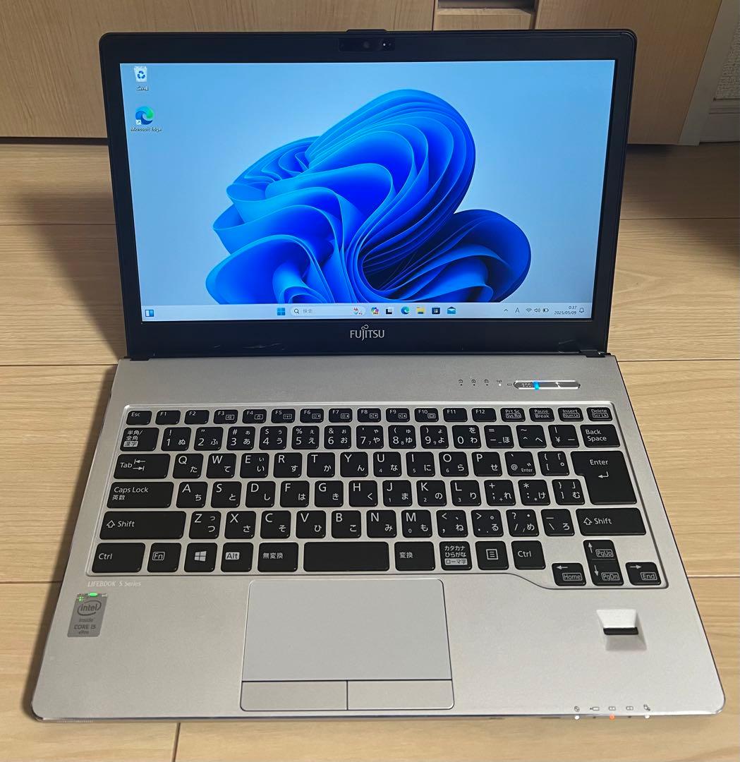 ノートパソコン 富士通LIFEBOOK S935 第5世代Core i5