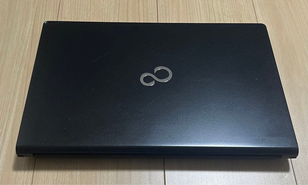 ノートパソコン 富士通LIFEBOOK S935 第5世代Core i5