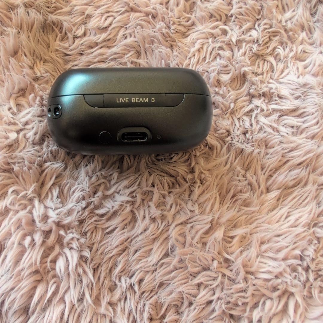 JBL　LIVE　BEAM3 　　　おまけでJBL有線付き