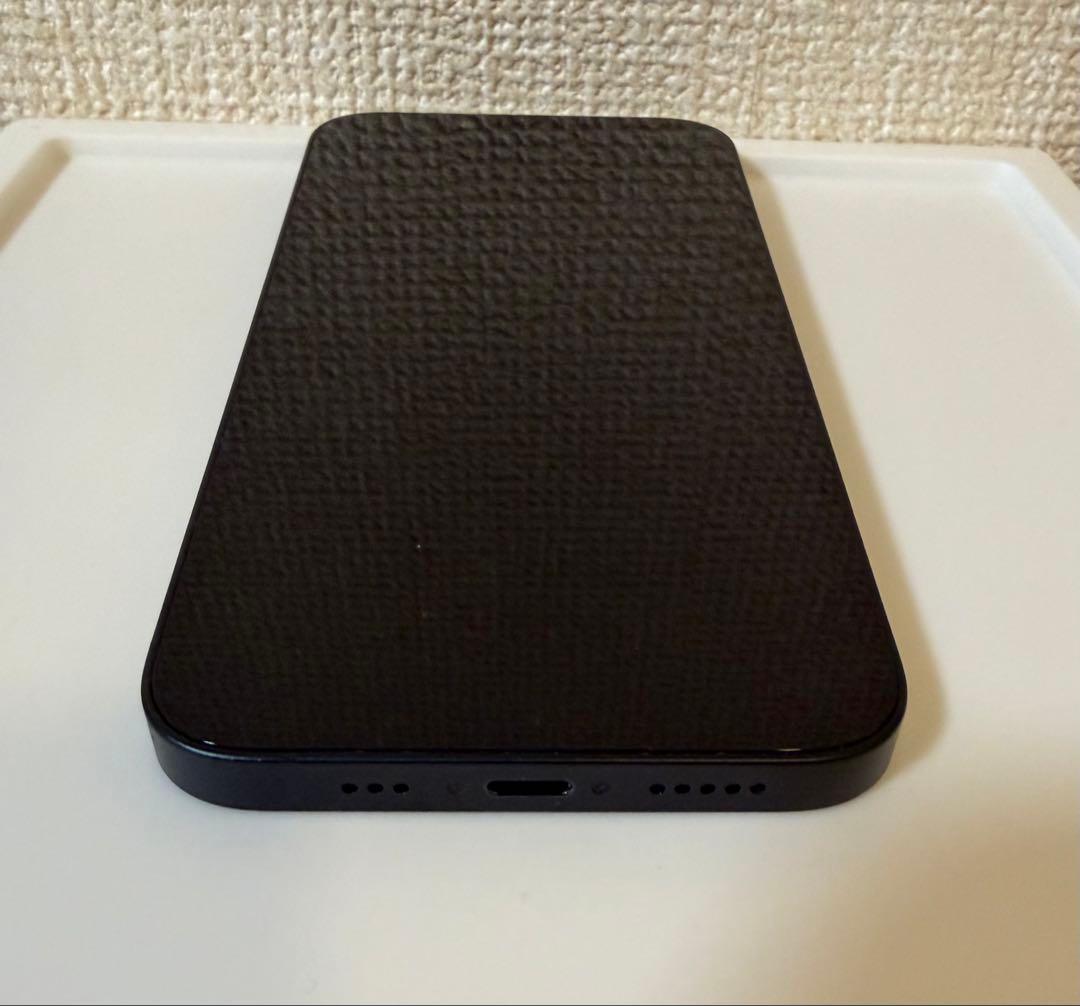 Apple iPhone 13 ブラック 本体