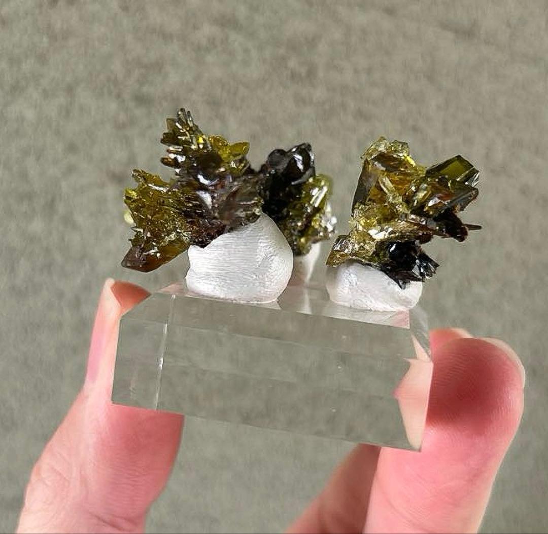 か*か様 最終価格 希少色 希少鉱物 ジンカイト 黄緑色結晶