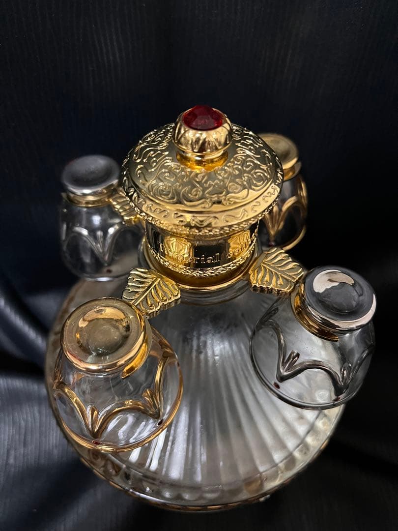 R*a様 ラドガ インペリアル コレクション ウォッカ サファイア　空瓶　インテ