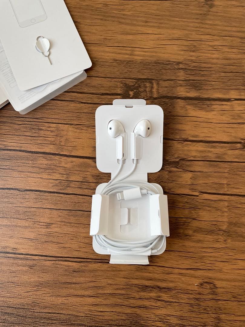 iPhone 7 ブラック 32GB SIMフリー