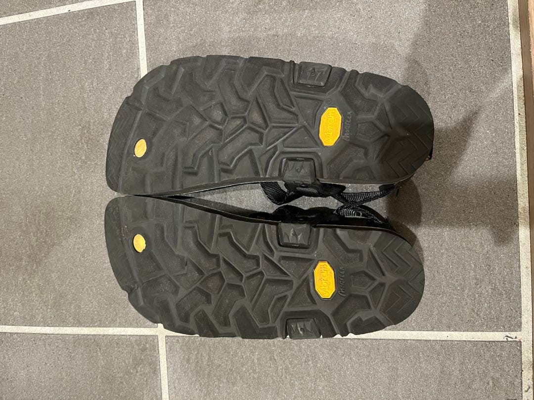 靴 LUNA SANDALS MONO WINGED EDITION