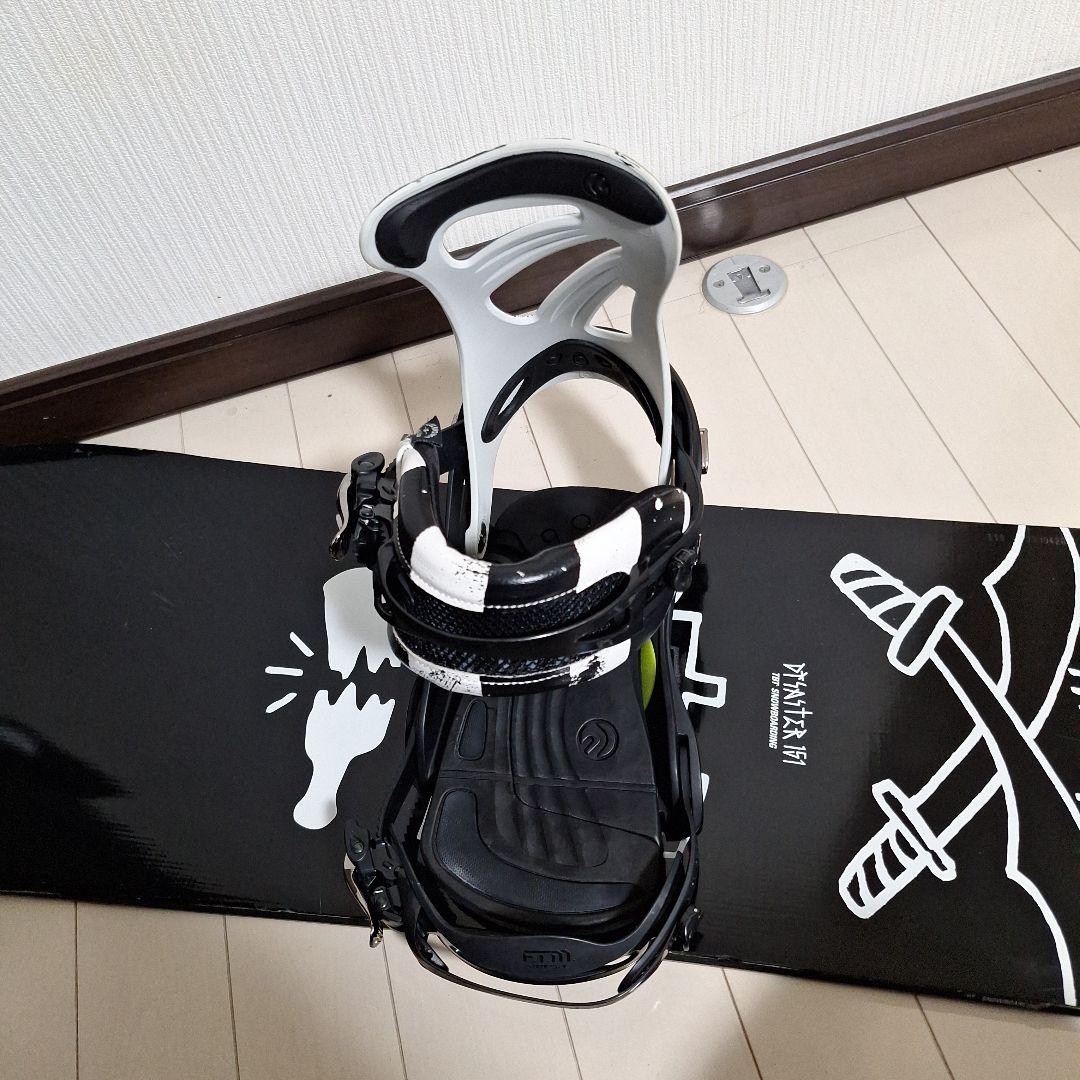 スノーボードセット　バタレオンデザスター１５１cm　フラックスDSビンディング