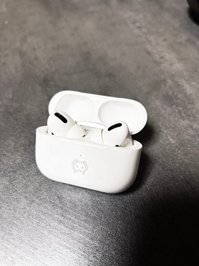 ヘッドホン Apple AirPods Pro