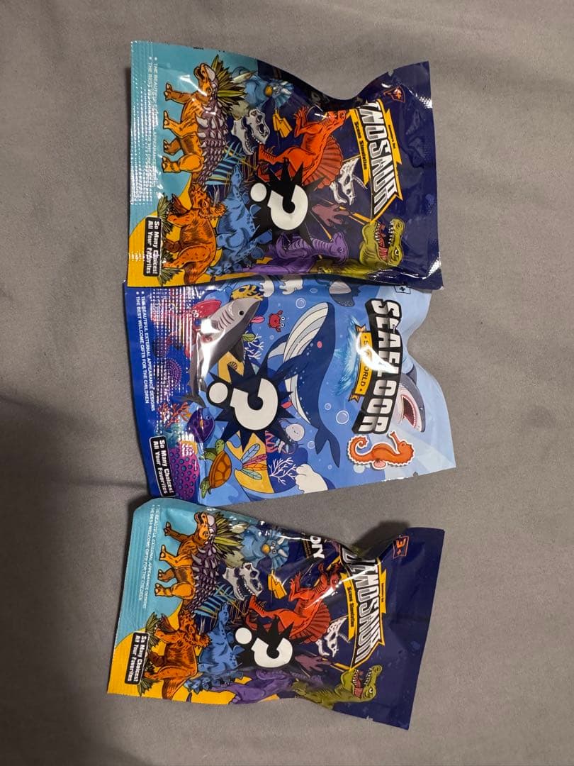 恐竜ミニフィギュア【種類ランダム】 102パック