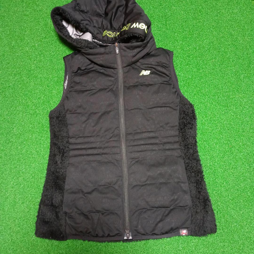 ✨うりずん✨New Balance フード付きベスト .スカート.ブラック