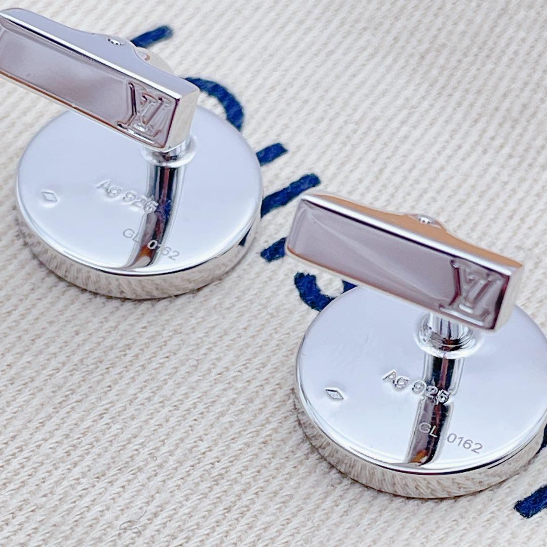 LOUIS VUITTON カフス　フルール　ブトンドゥマンシェット　シルバー