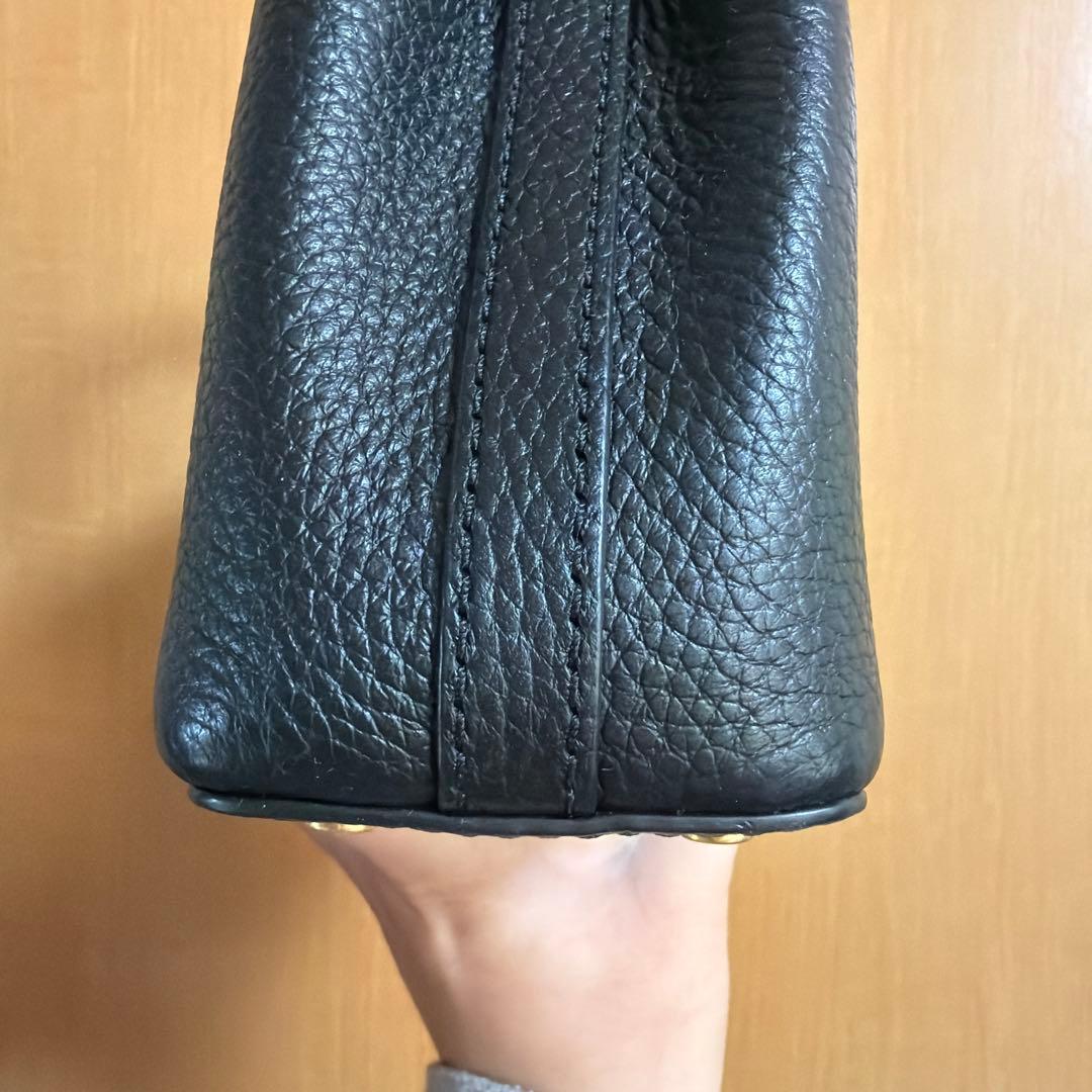 Tory Burch トリバーチ　ブラック ショルダーバッグ