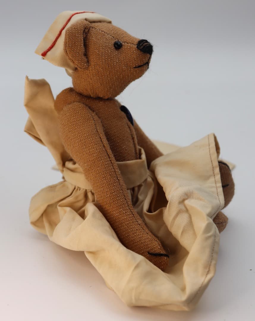 Nurse Amy アーティストベア 19cm Marsha DeHaven