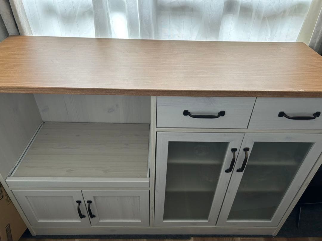 食器棚　6月末まで