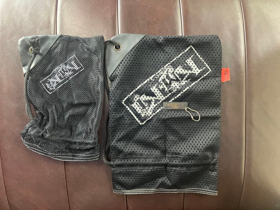 KMR I I ケムリ　ブラックレザー ウォレットチェーン スタッズ付き