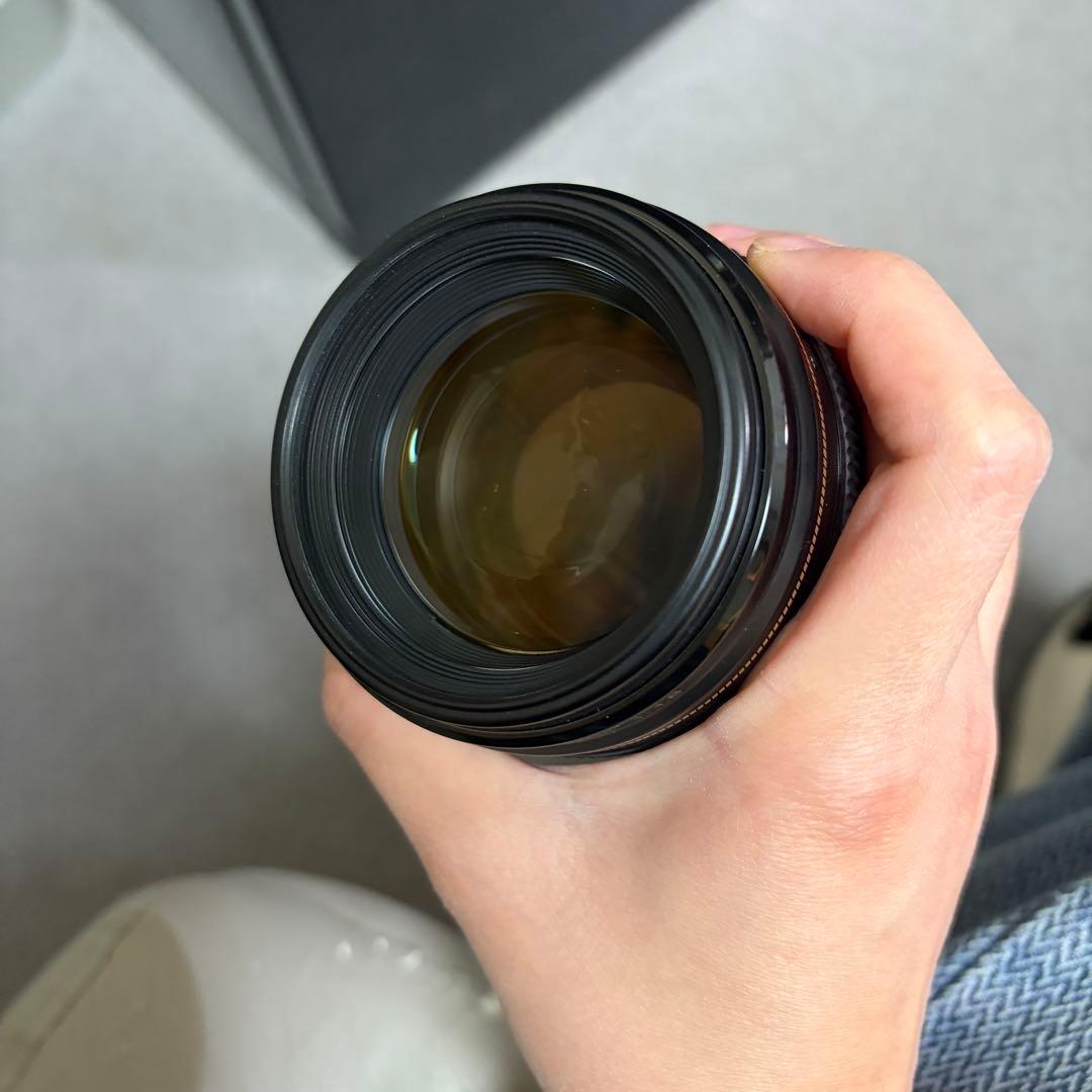 キヤノン Canon EF 85mm F1.8 USM