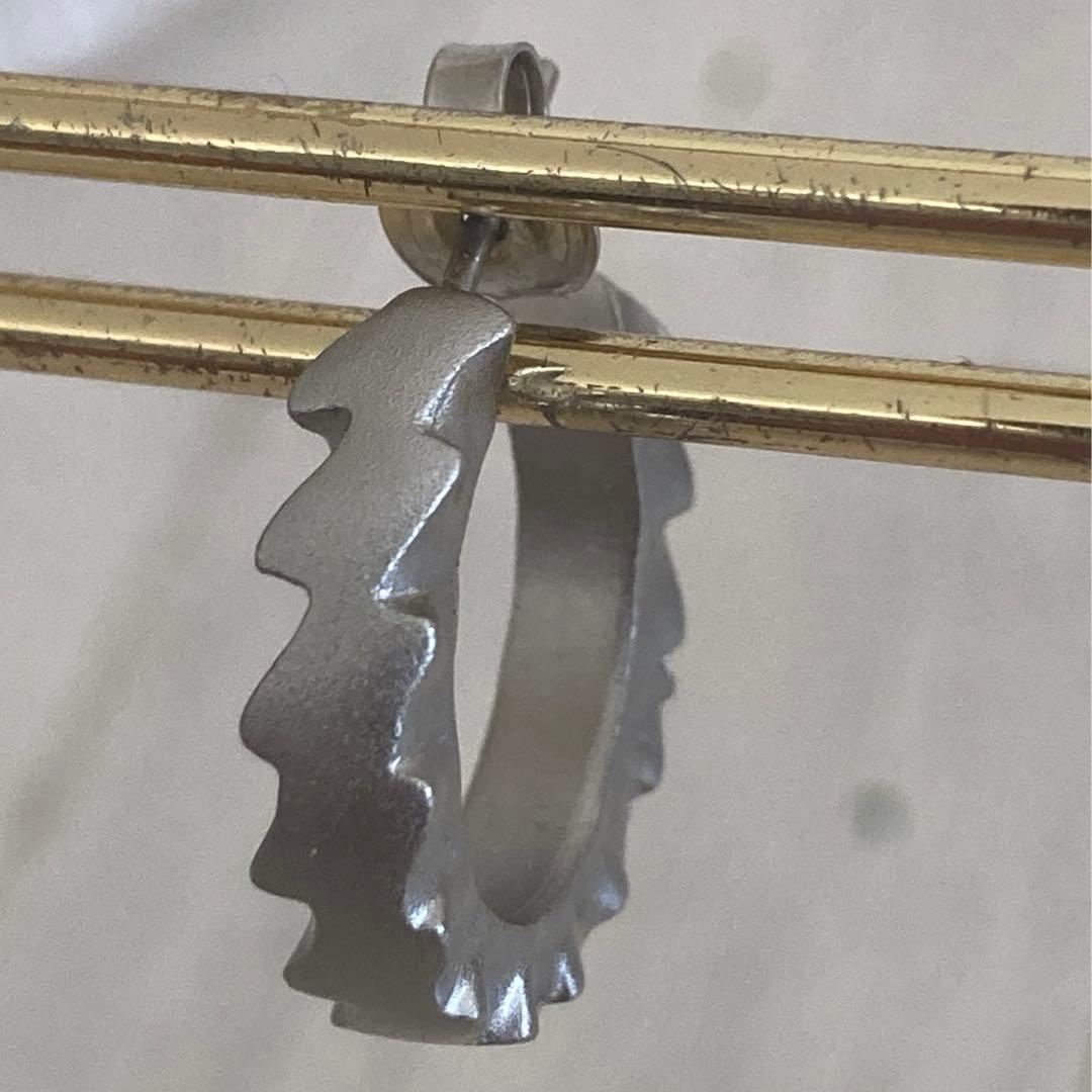 CHANEL シャネル フープピアス ココマーク 片方のみ 99P