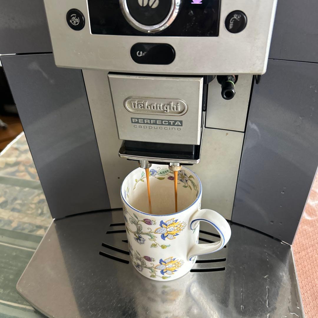 デロンギE S A M 5500 M Hかじ〜さん専用他の方お断りします。