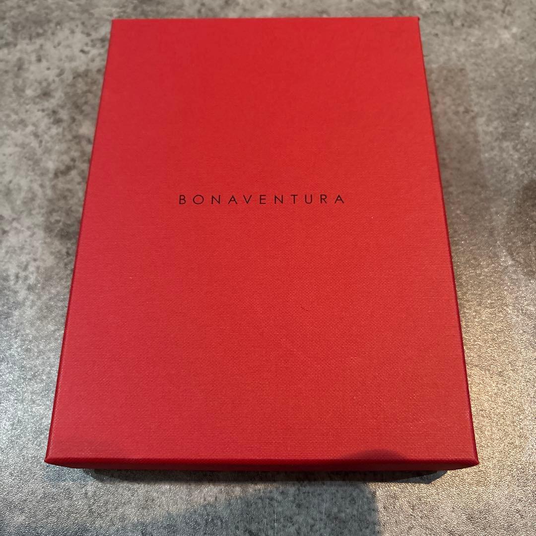 新品未使用ボナベンチュラiPhone17スマホケース