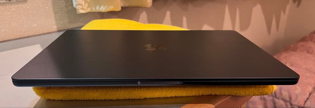 MacBook Air 15インチ MQKW3J/A M2チップ