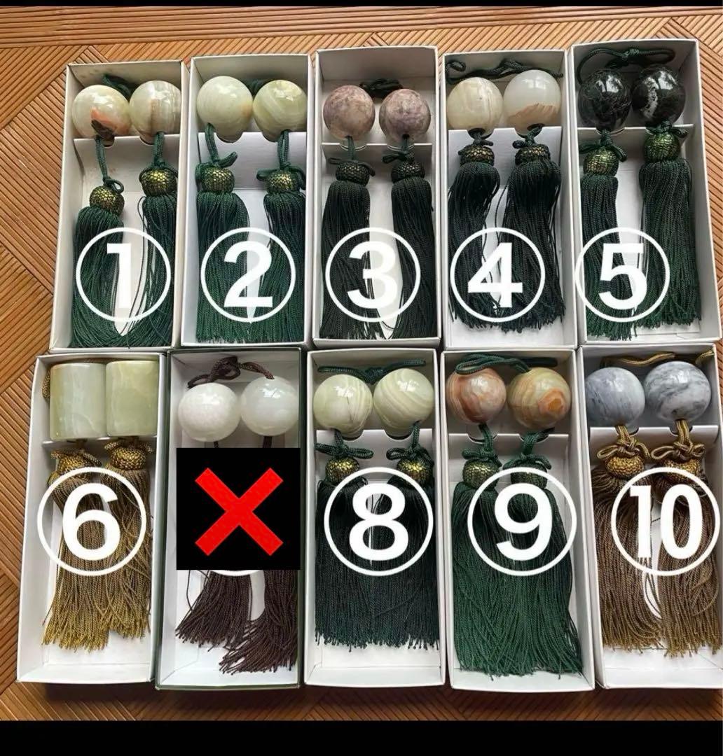 富士山と鷹となすびの掛軸　尾崎春秋 +掛け軸おもりをひとつお付けします♪