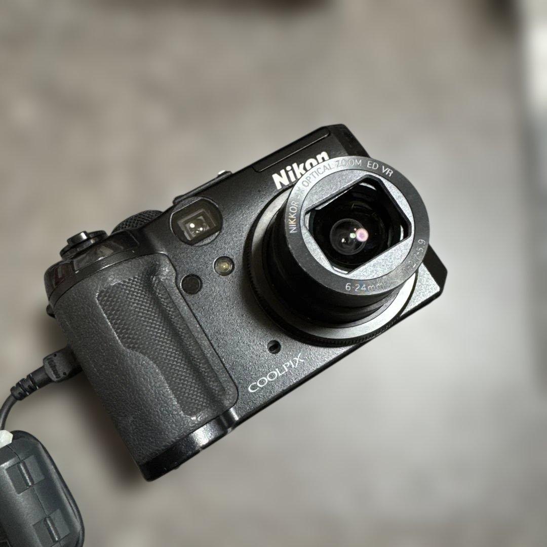 Nikon COOLPIX P6000 付属品あり