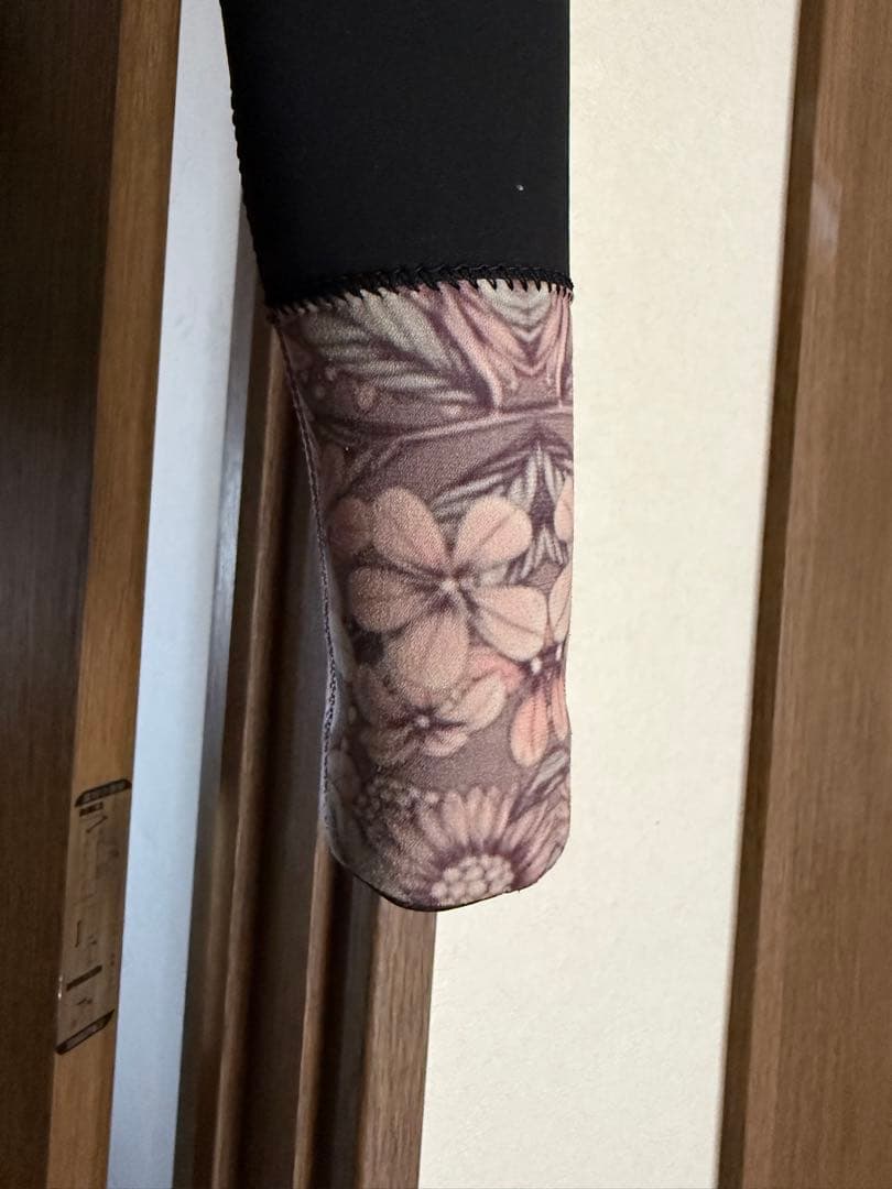 セミドライウエットスーツ