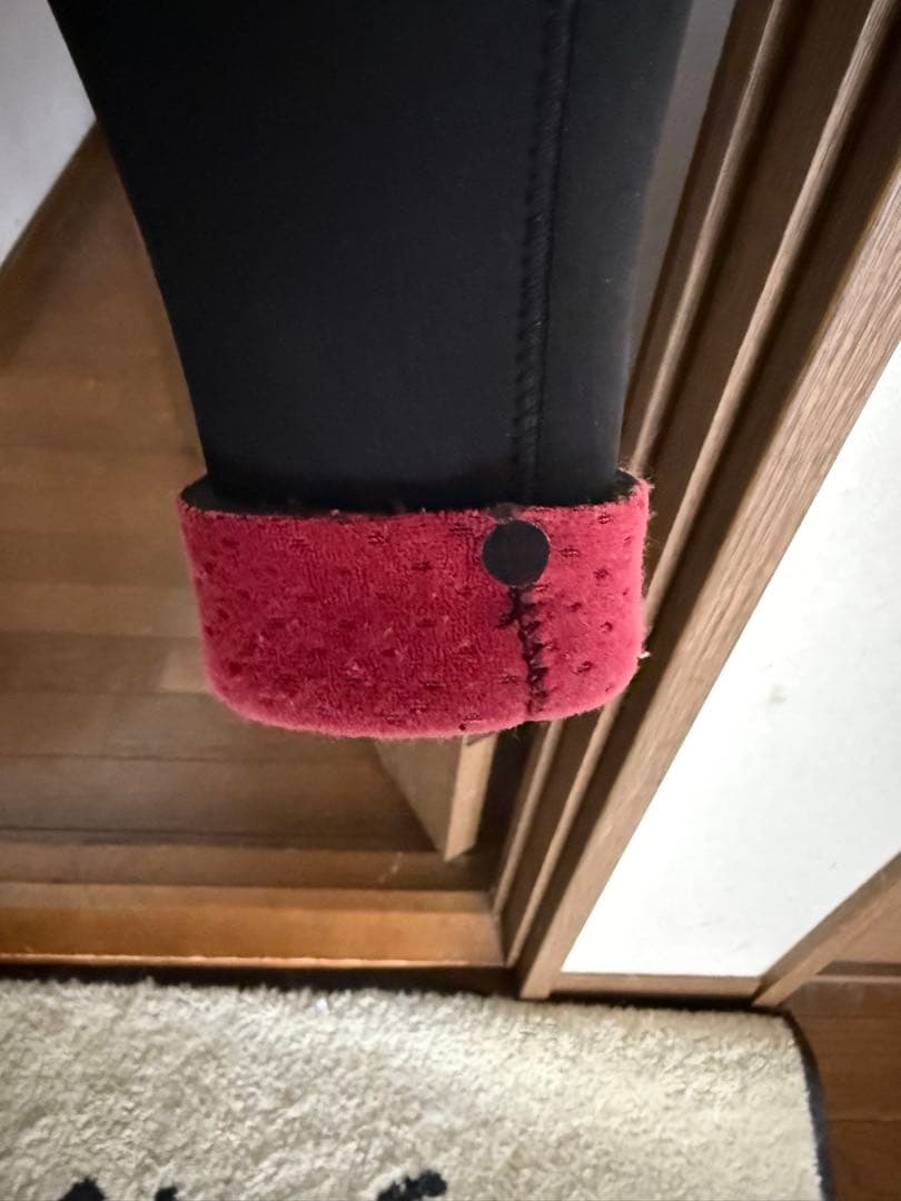 セミドライウエットスーツ